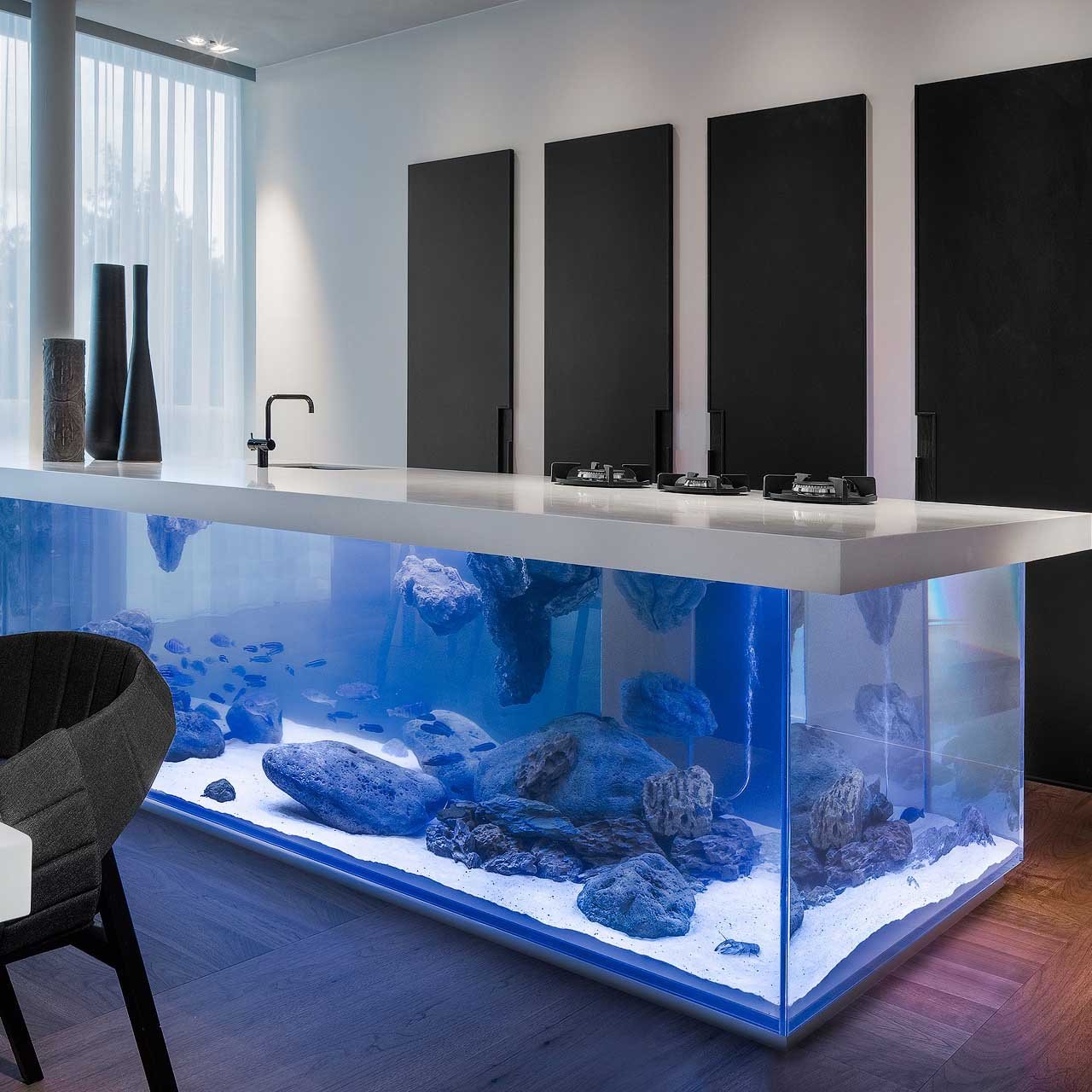 Aqua home