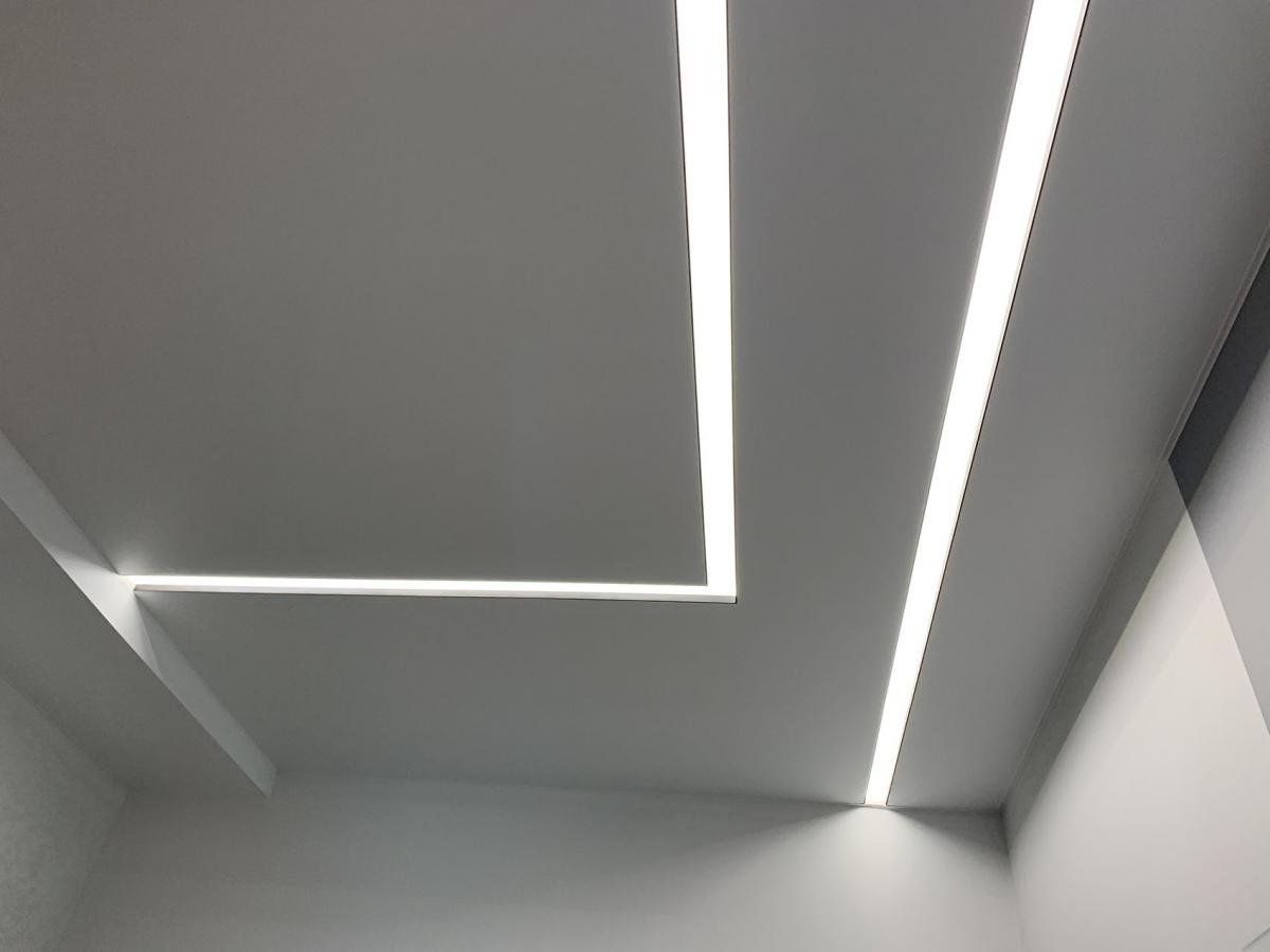 Карниз для светодиодной ленты на потолок