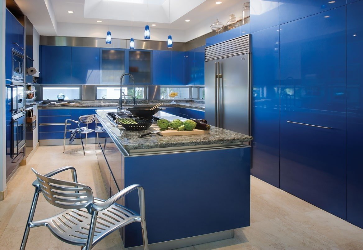 Серо синяя кухня