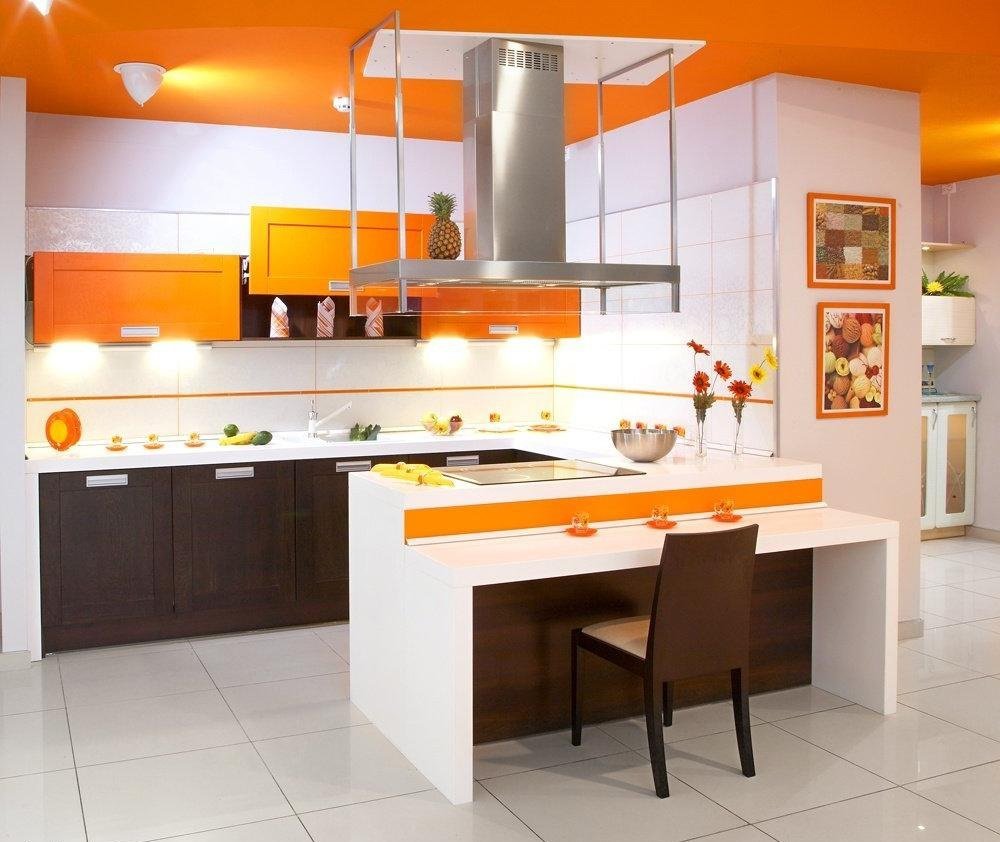 Оранжевая плитка для кухни