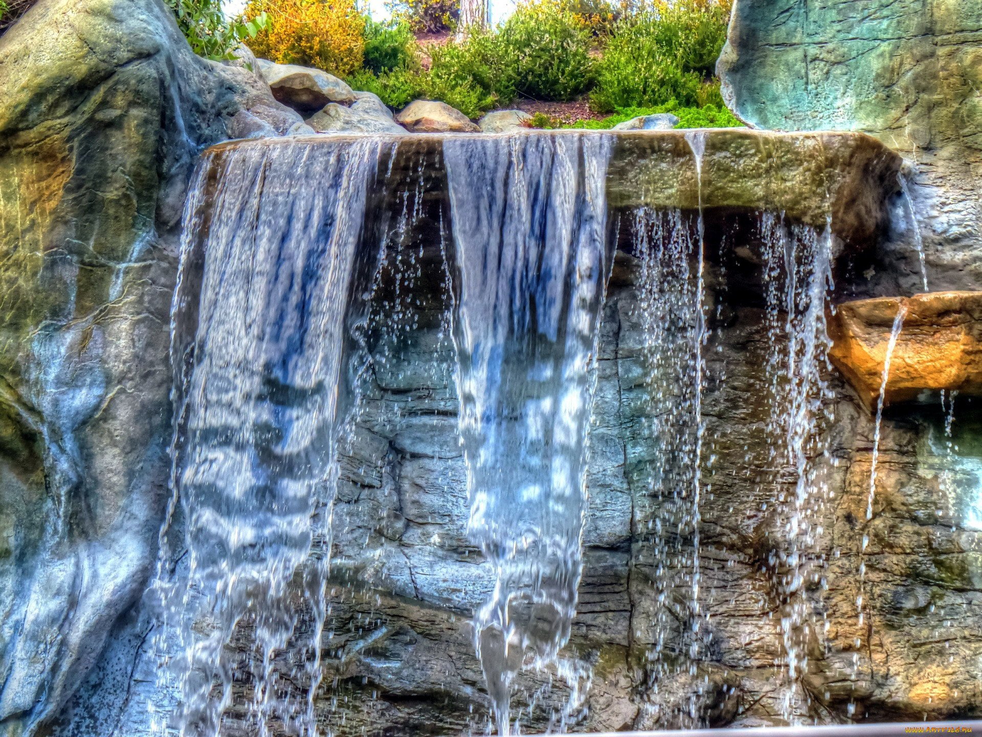Водопад по другому. Водопад na Dace. Enxun водопад. Хрустальный водопад Голд. Сказочный водопад.