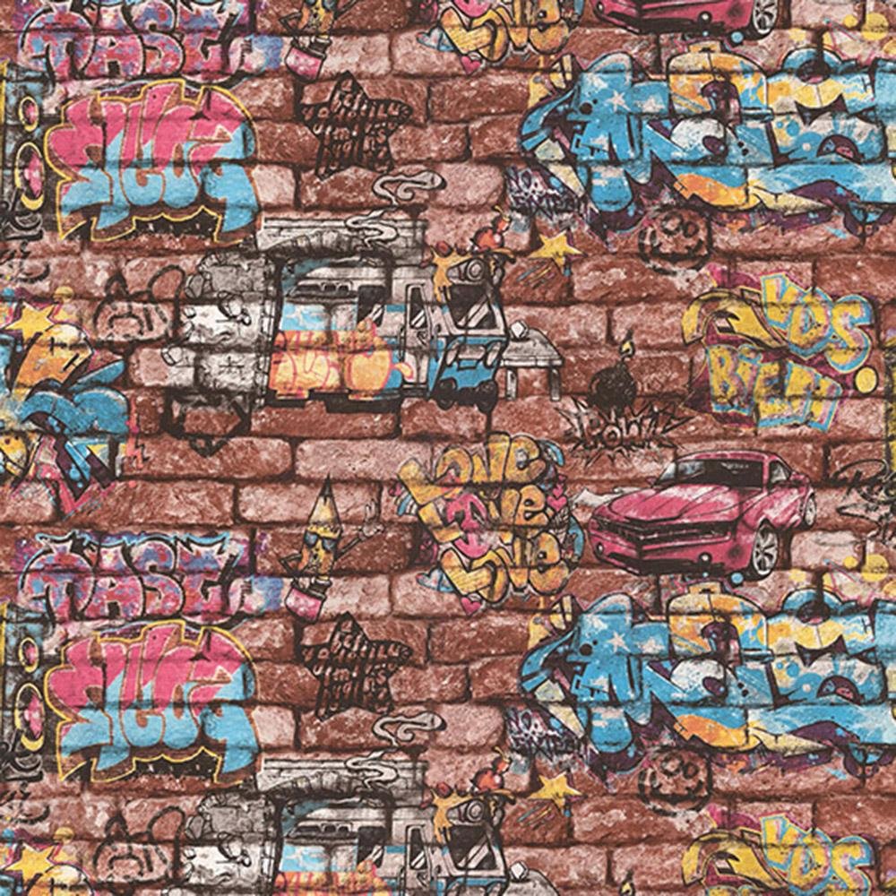 Кирпичная стена с граффити