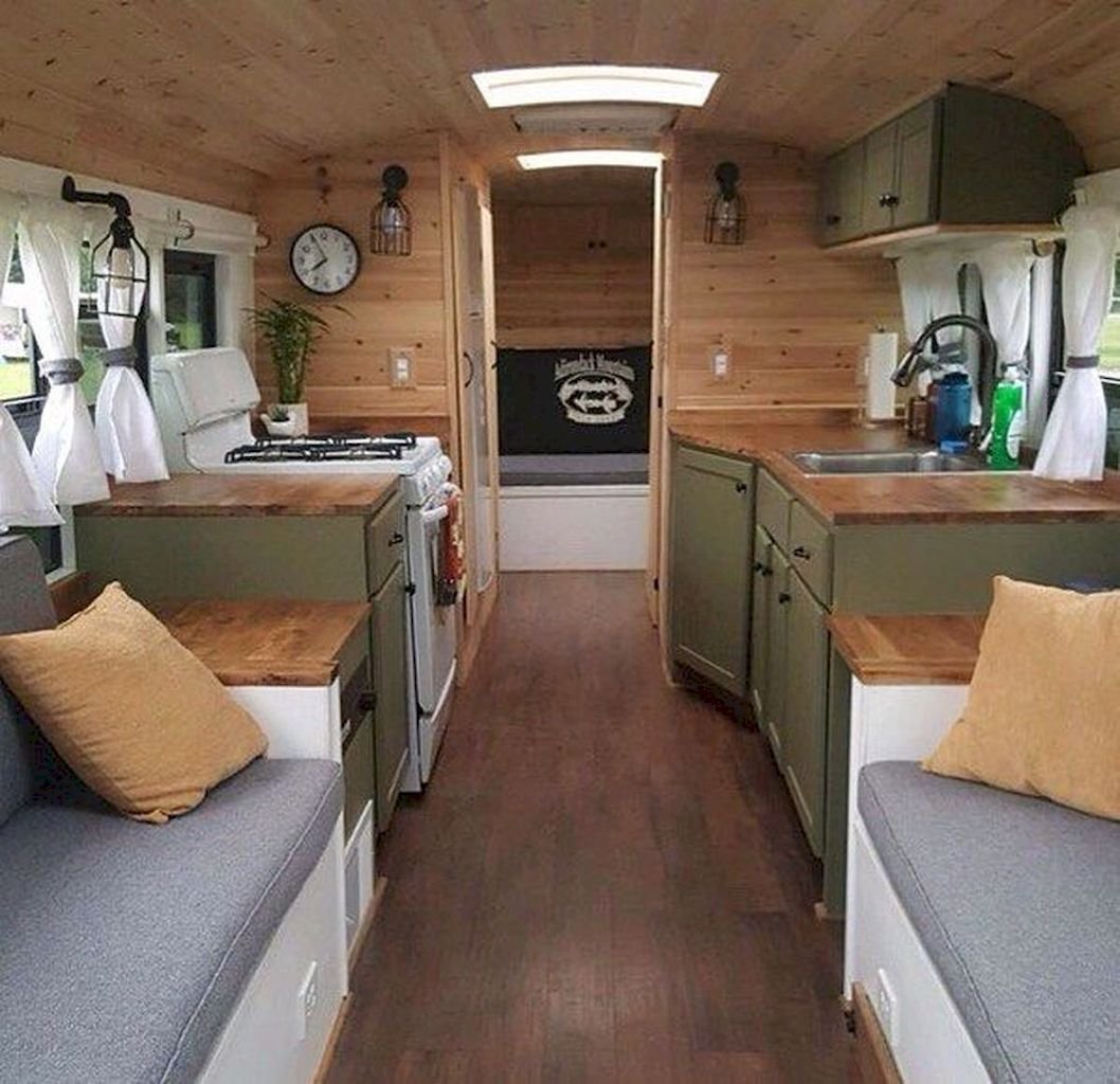 Автодом Airstream 280 бус