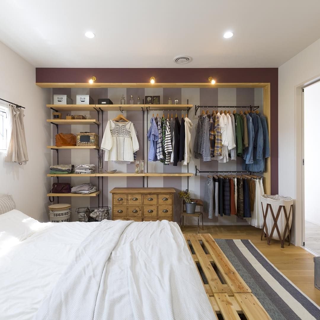 Спальная комната с гардеробной