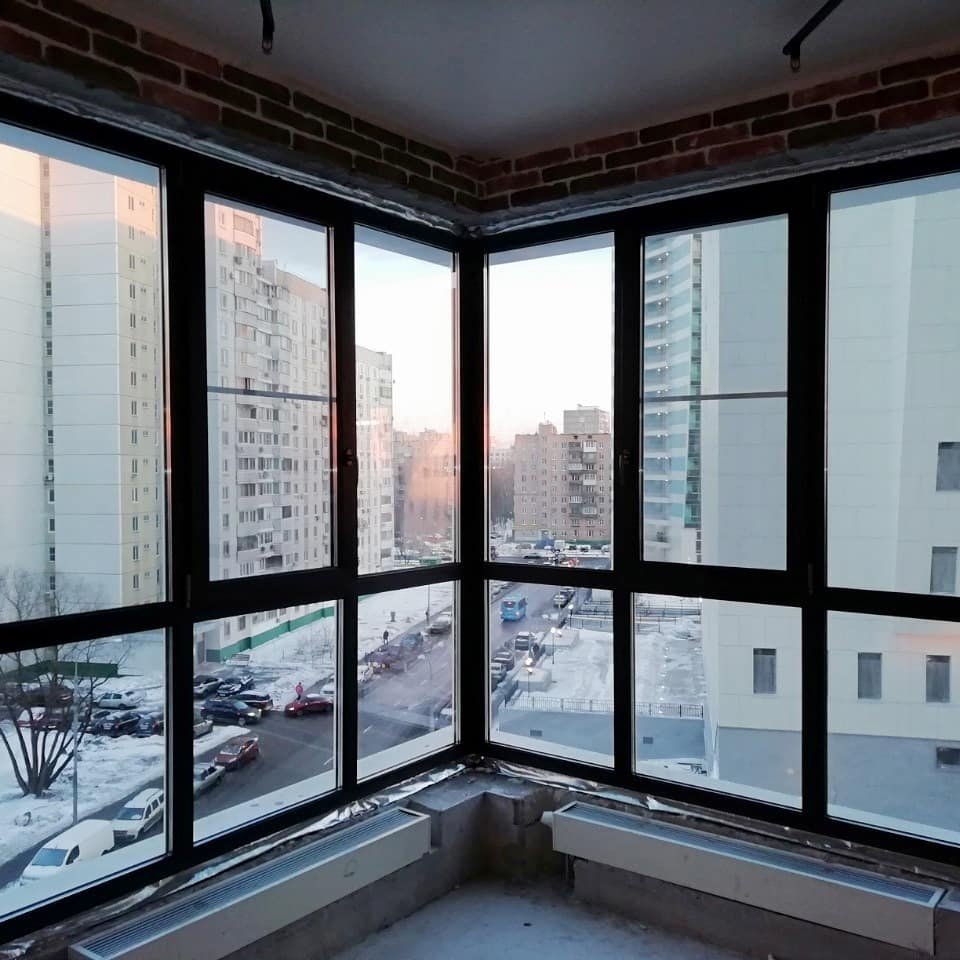 Какие окна поставить на балкон