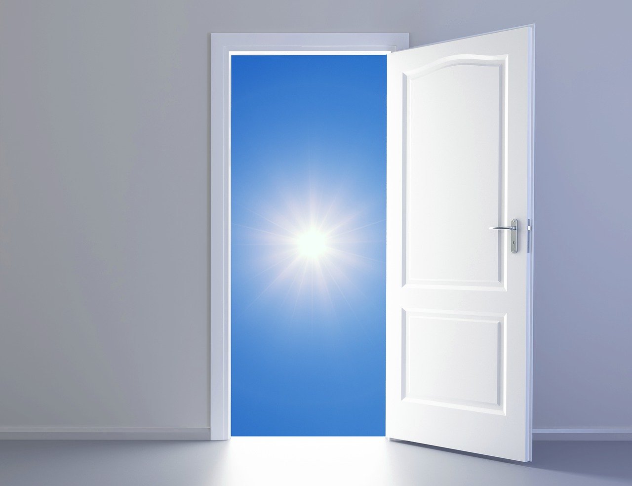Чудо откроет дверь. Открытые двери. Дверь открывается. Открытый дверь. Приоткрытая дверь.