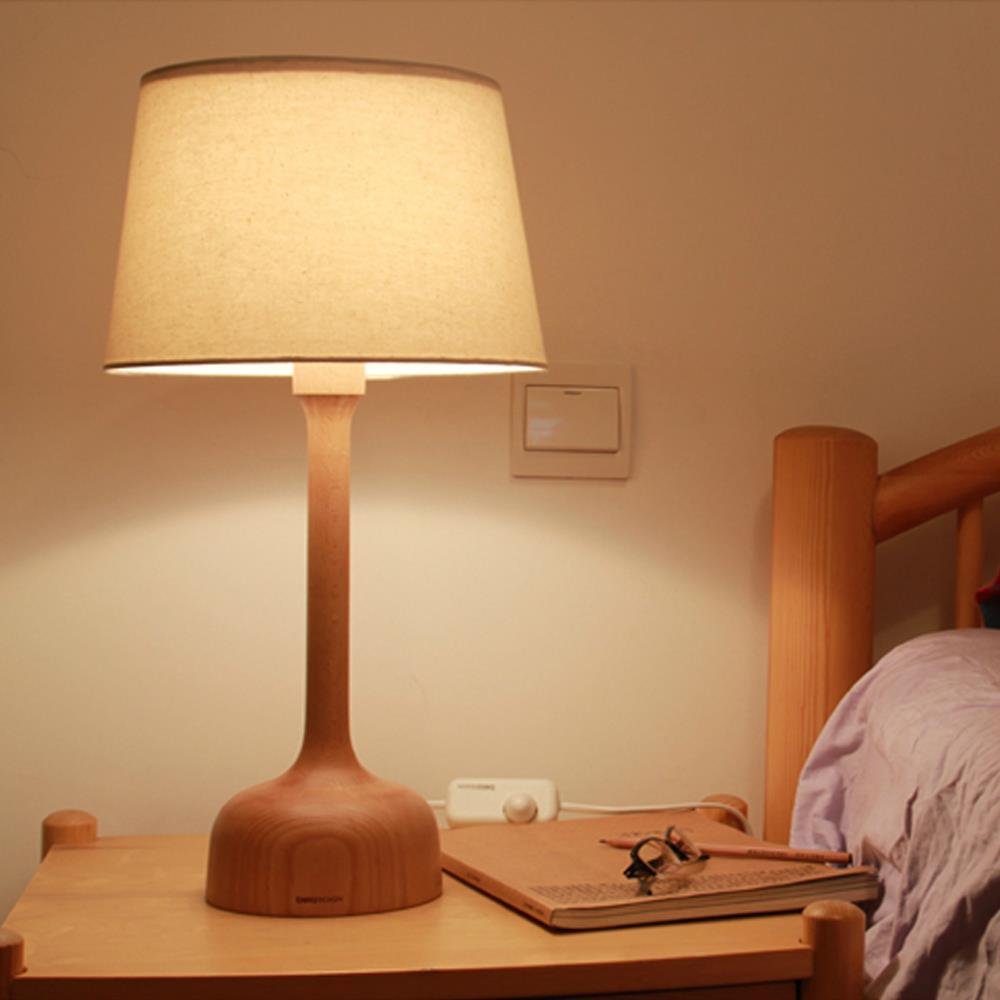 Настольный светильник в спальню на тумбочку