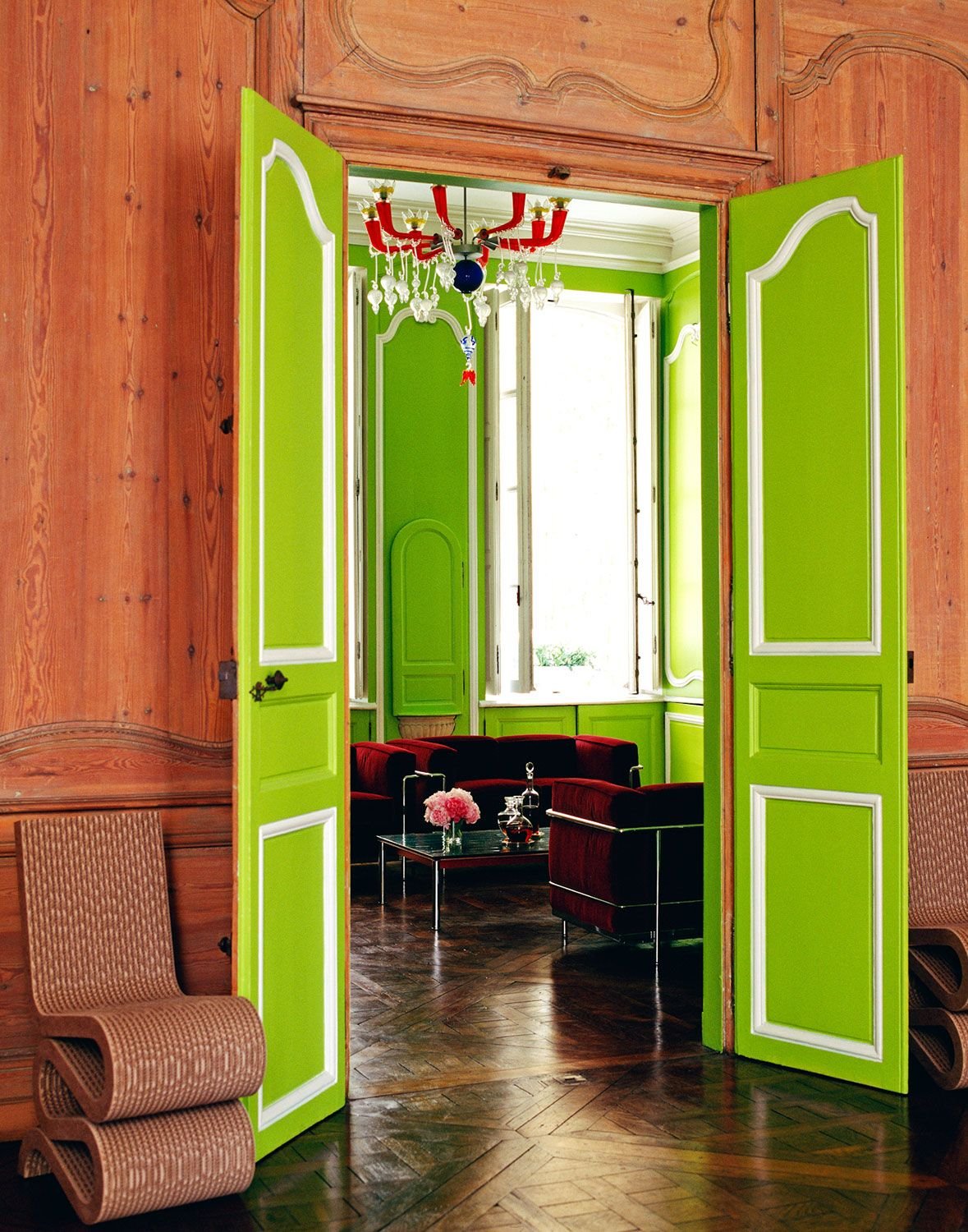 Зеленые двери межкомнатные