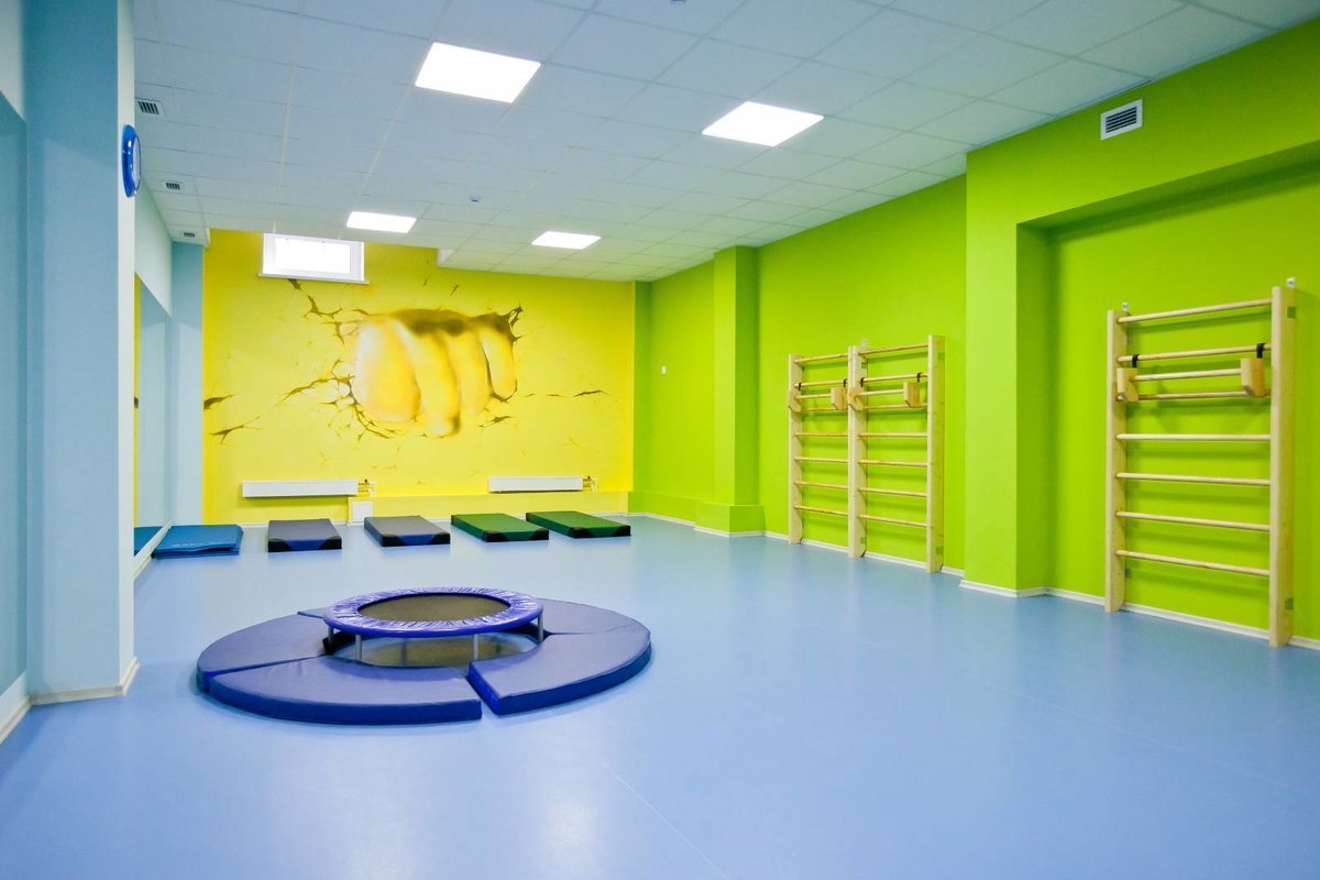 Спортивный зал в детском саду - 54 фото