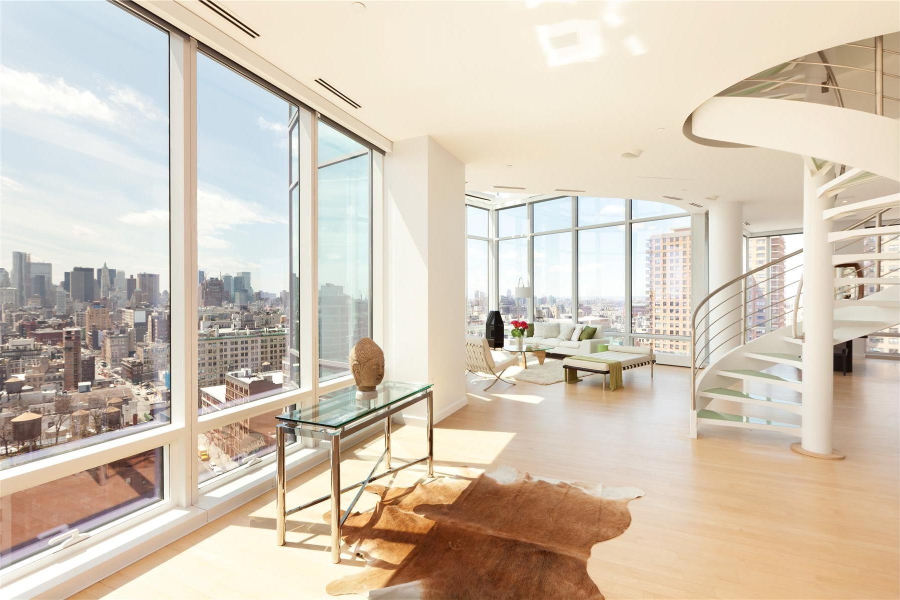Дом 52 этажа. Скай Ривер панорамные окна. Пентхаус CITYSPIRE, Нью–Йорк. Элит Хаус Нью Йорк. Пентхаус Плаза Нью Йорк.