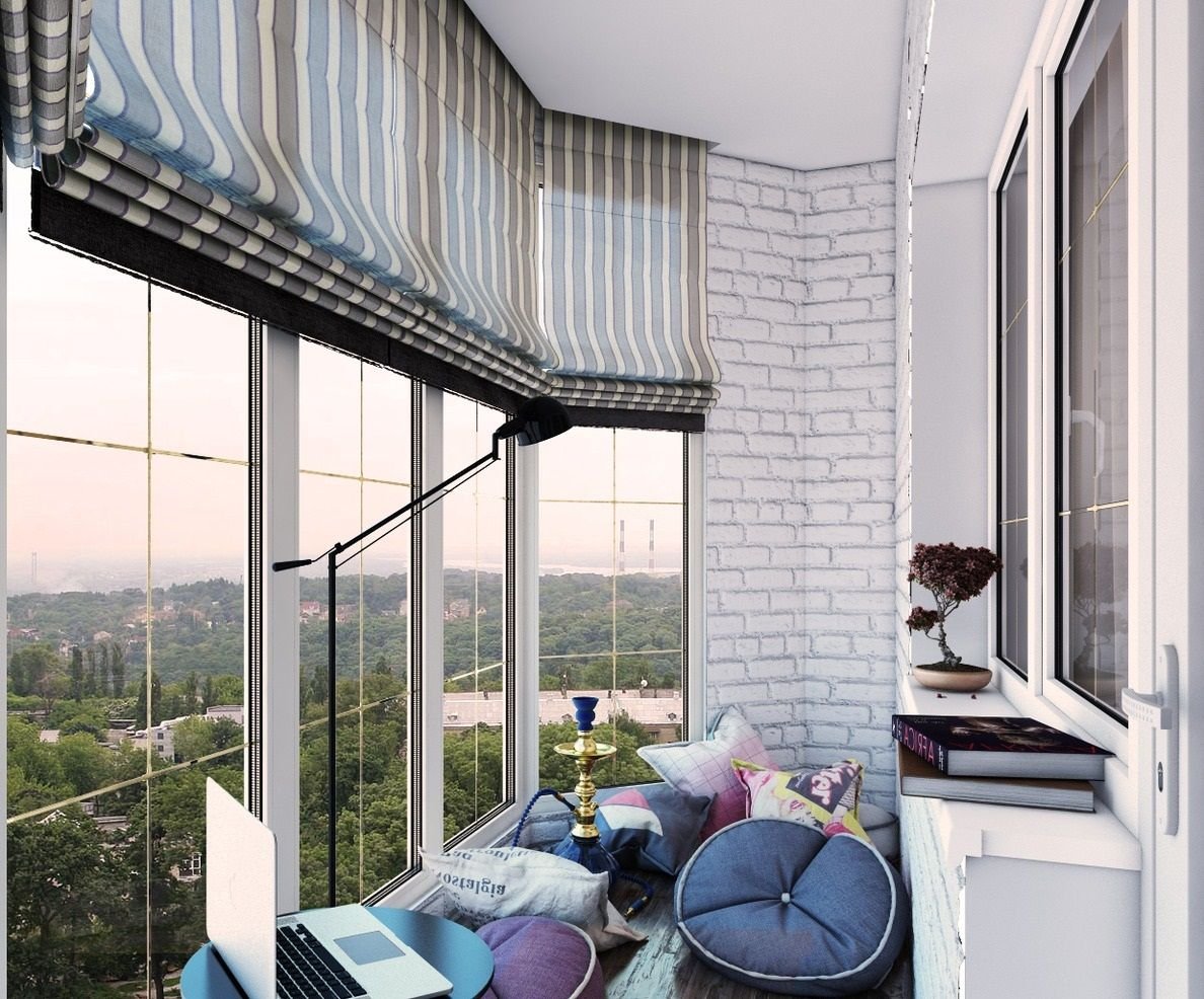 Балкон с панорамными окнами