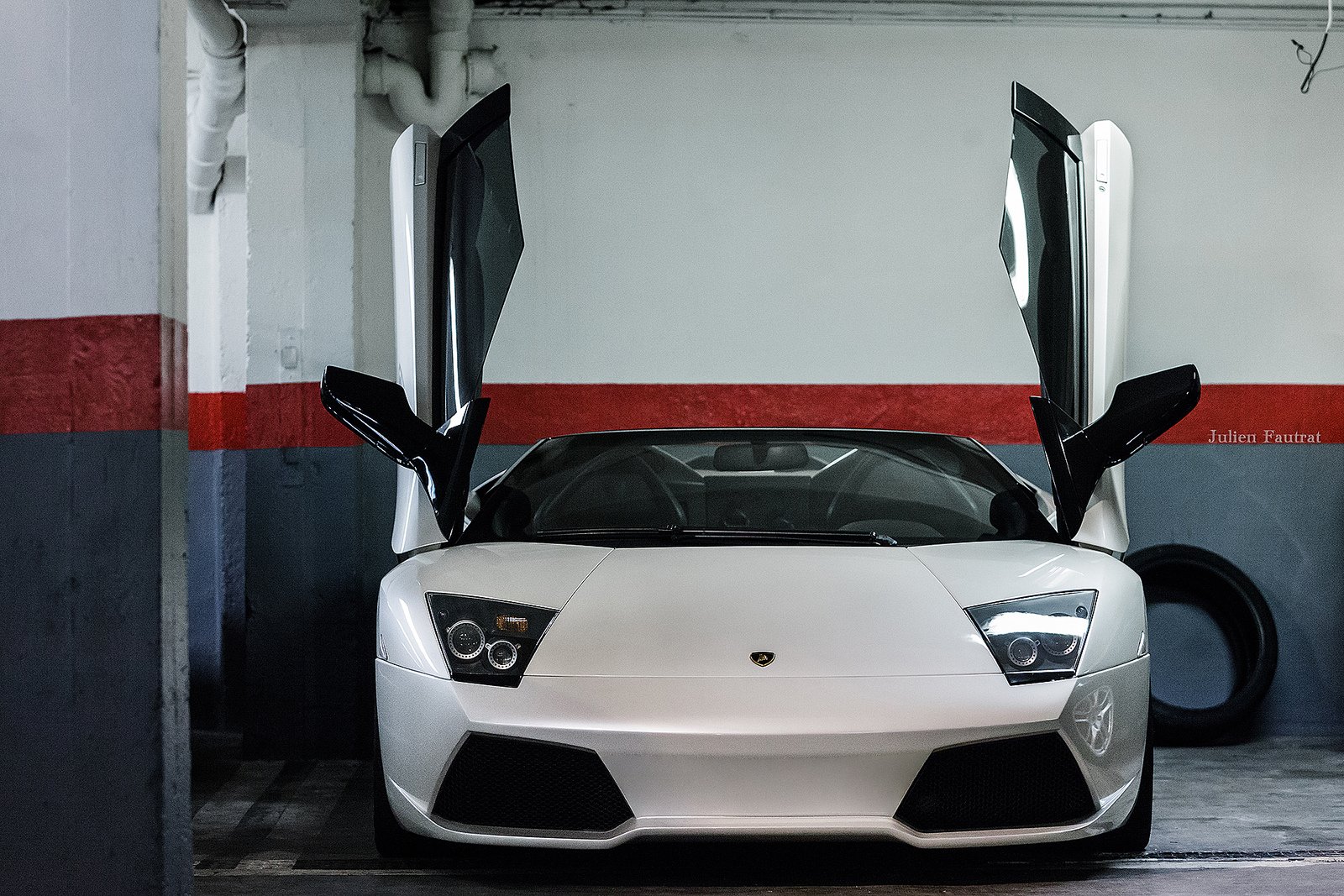 Lamborghini Aventador Doors