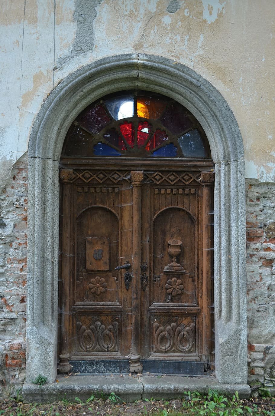 Церковные входные двери