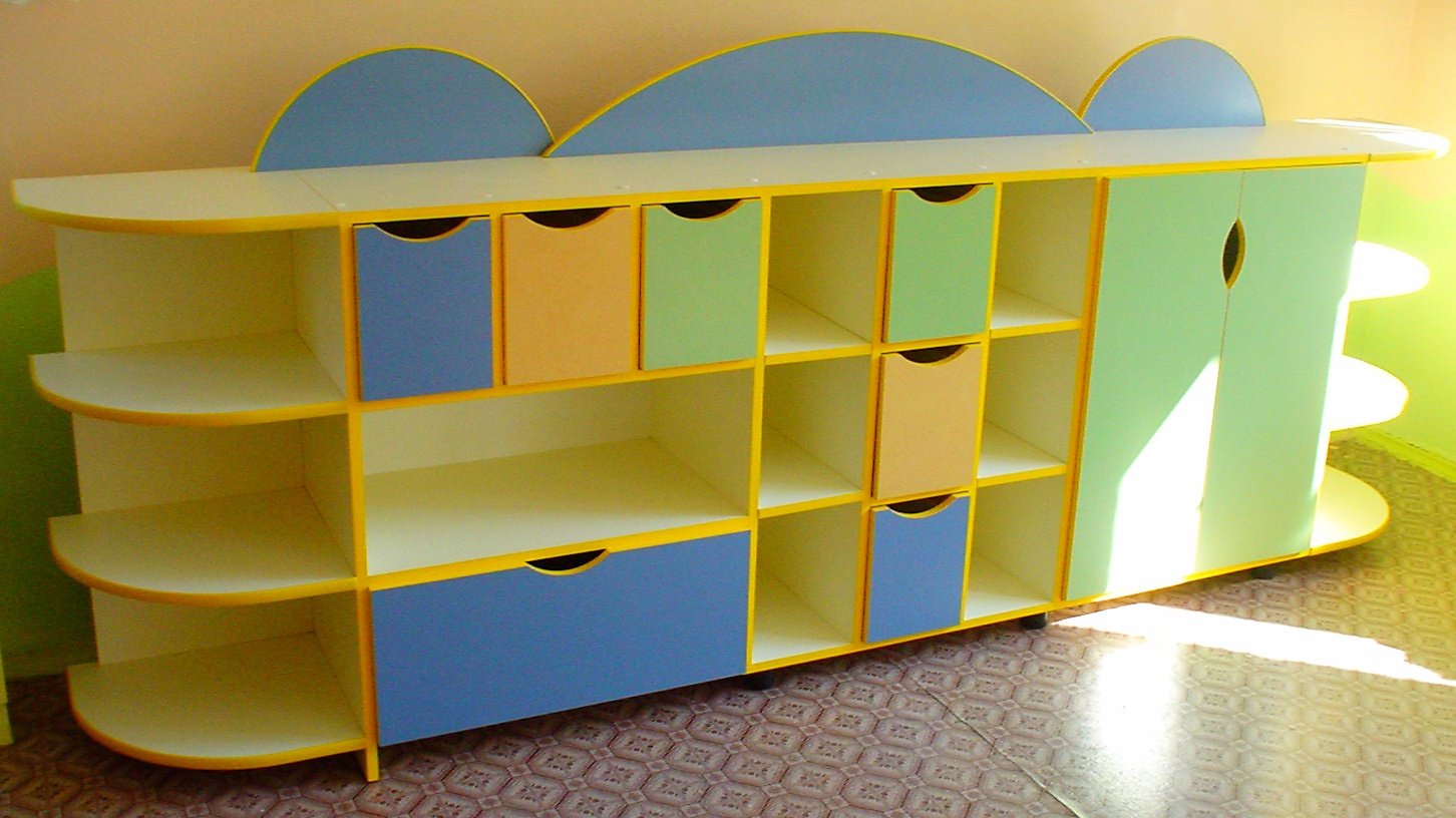 Сайт детской мебели для детских садов. Мебель для детского сада. Детская мебель для детского сада. Стеллаж для игрушек в детский сад. Шкафы для детского сада в группу.