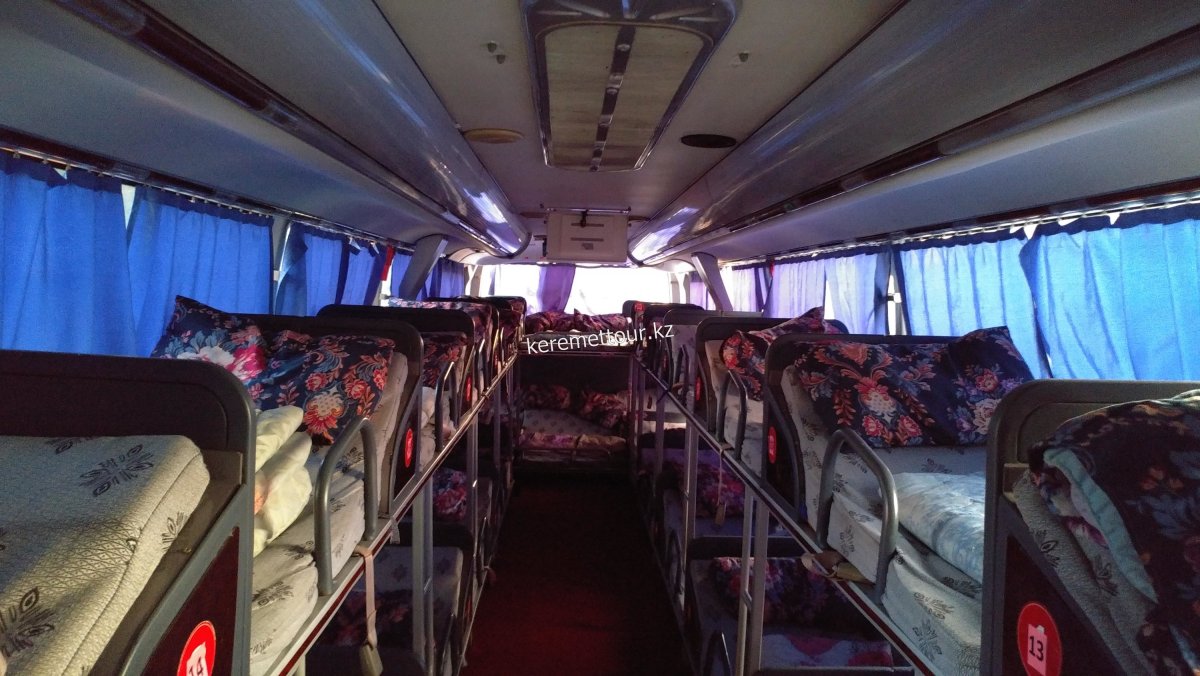Автобус со спальными местами