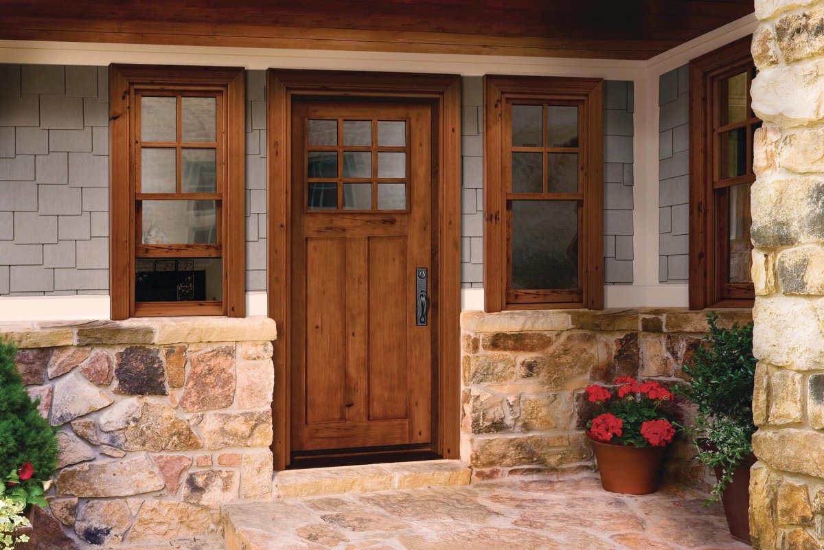 Уличные деревянные двери для частного дома