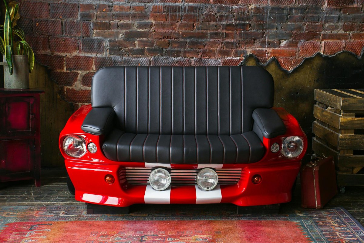 Мебель из автомобильных сидений