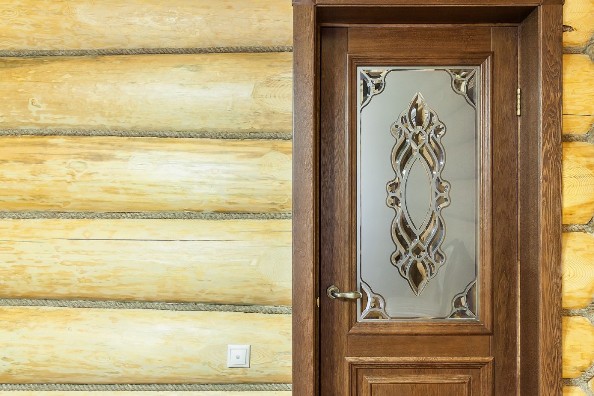 Двери межкомнатные для деревянного дома