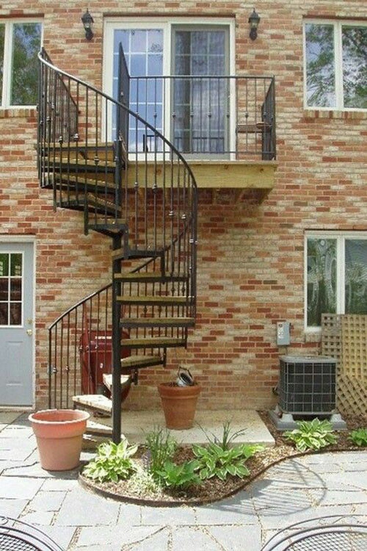 Уличные лестницы для частного дома