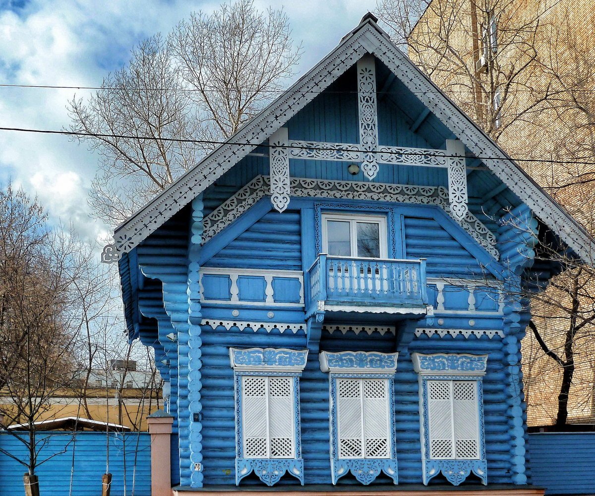 Избы снаружи. Терем расписной станица Старочеркасская. Погодинская изба. Русский дом снаружи.