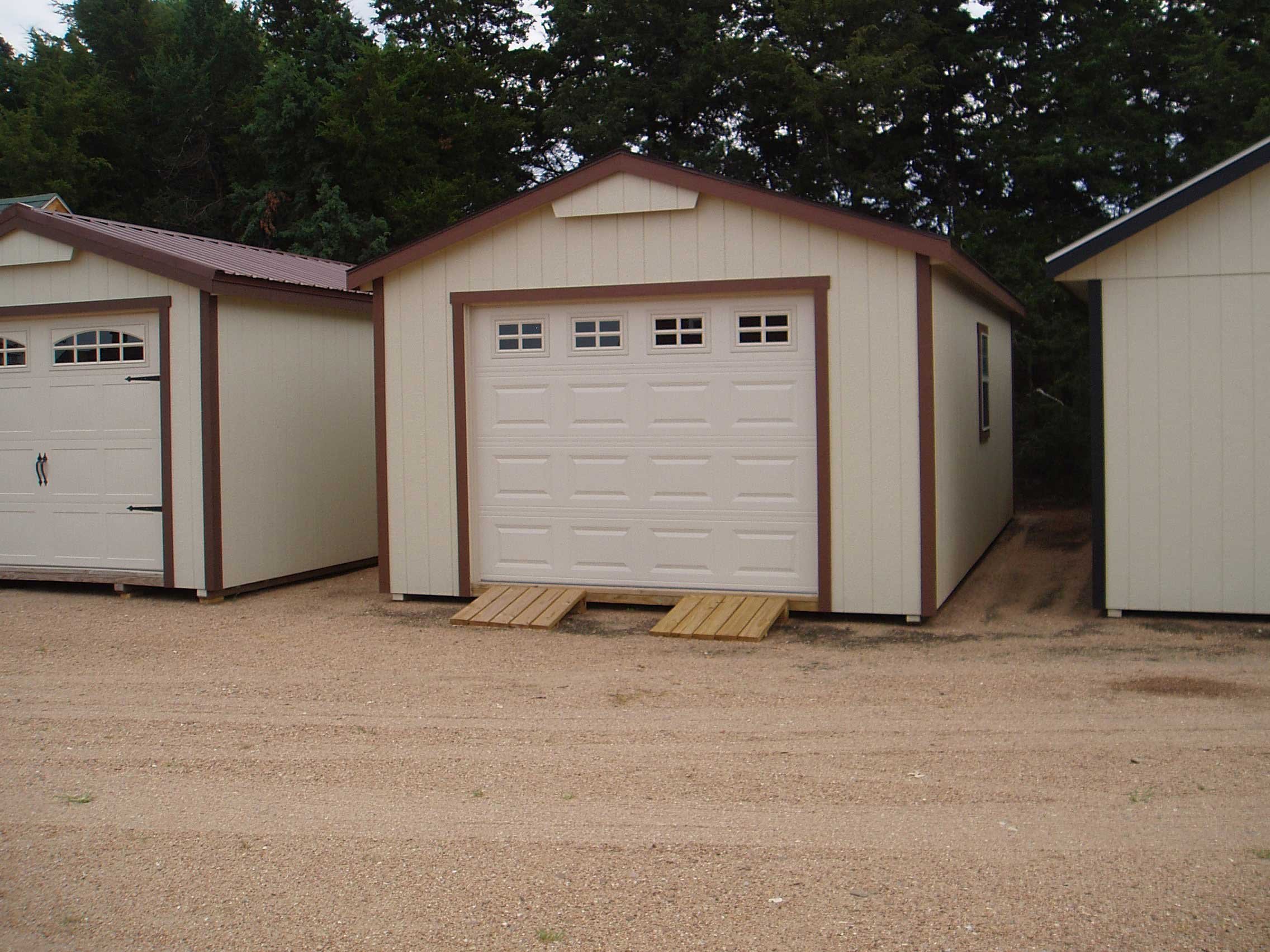 Garage цена. Гараж тентовый SHELTERLOGIC 3,7x6,1x2,5 м. Переносной гараж для авто. Передвижной гараж для авто. Мобильный гараж для автомобиля.