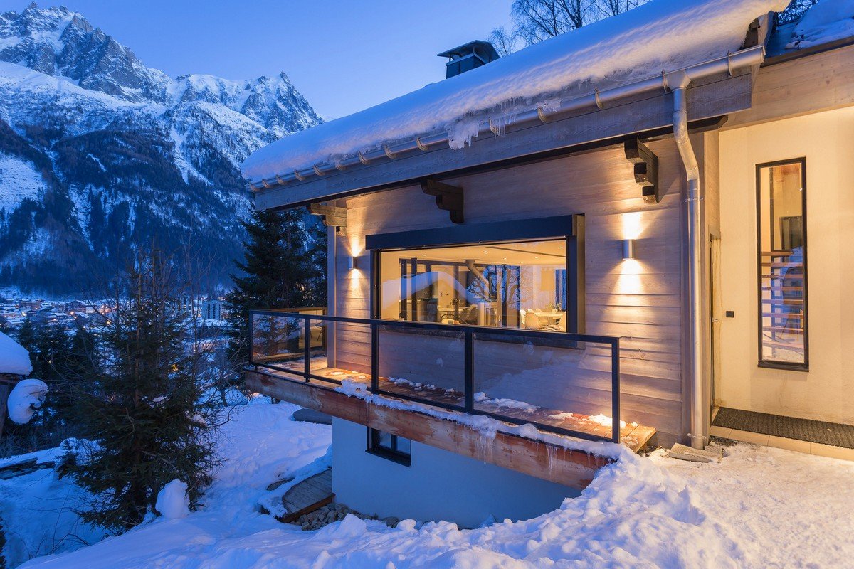 Красивые дома зимой