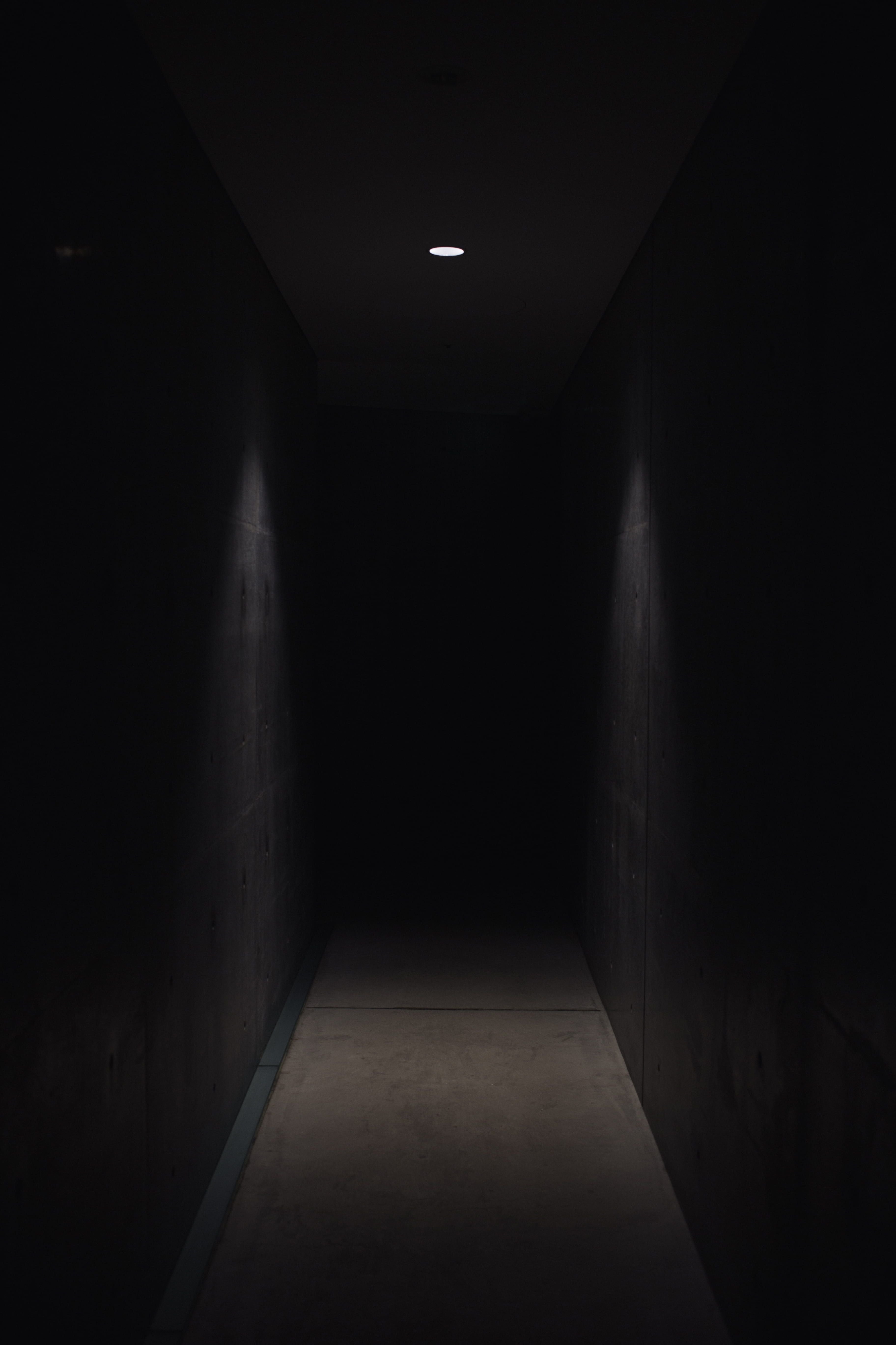 Темный страшный коридор - 63 фото