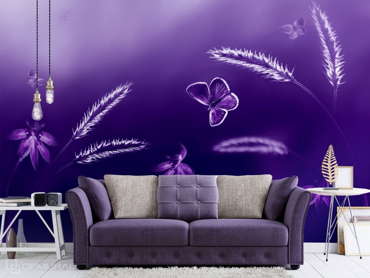 Фиолетовые обои для стен в интерьере