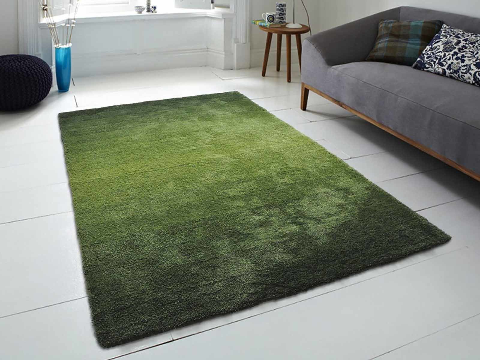 Зеленые ковры в интерьере