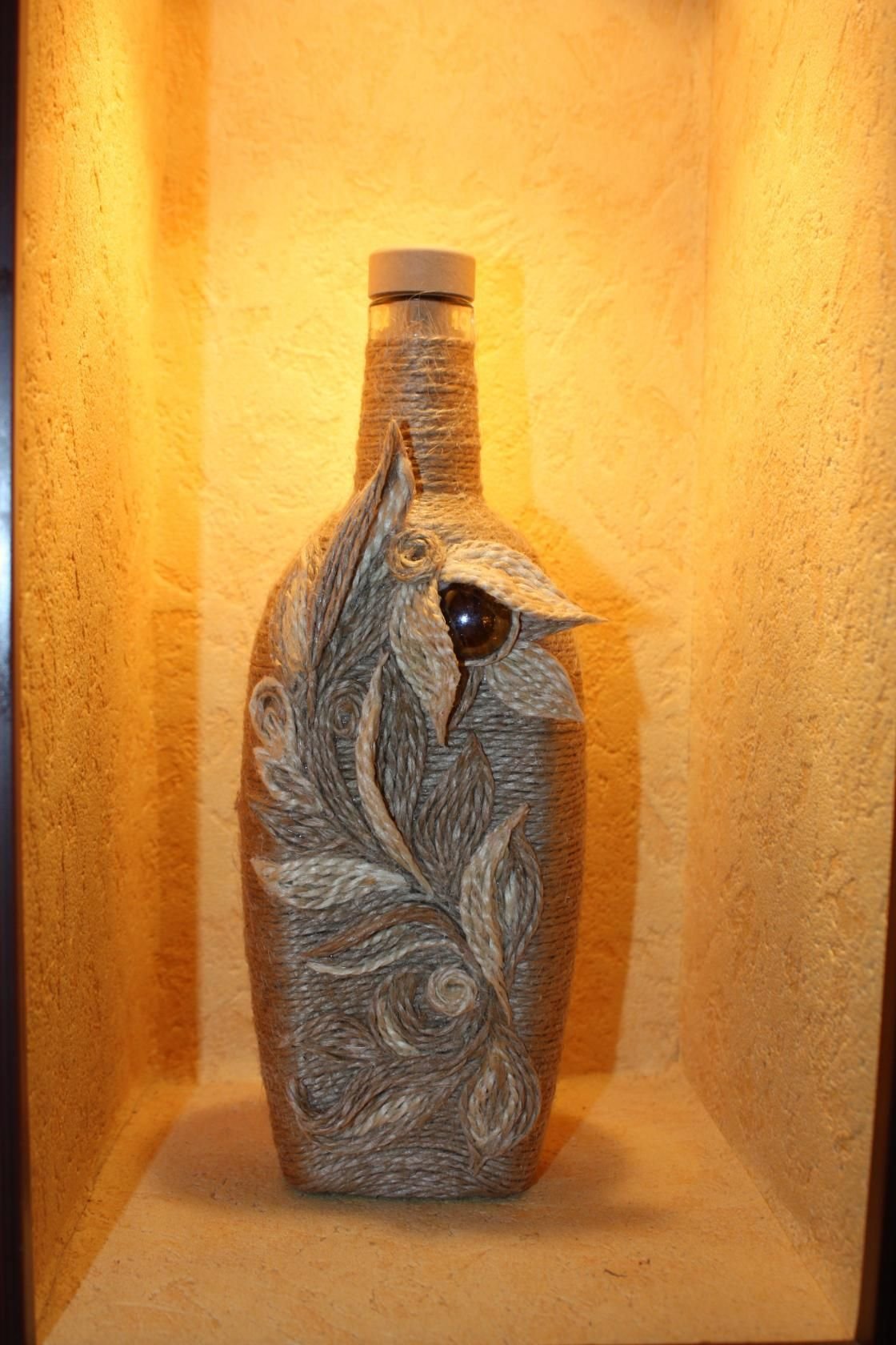 Декор бутылок джутом