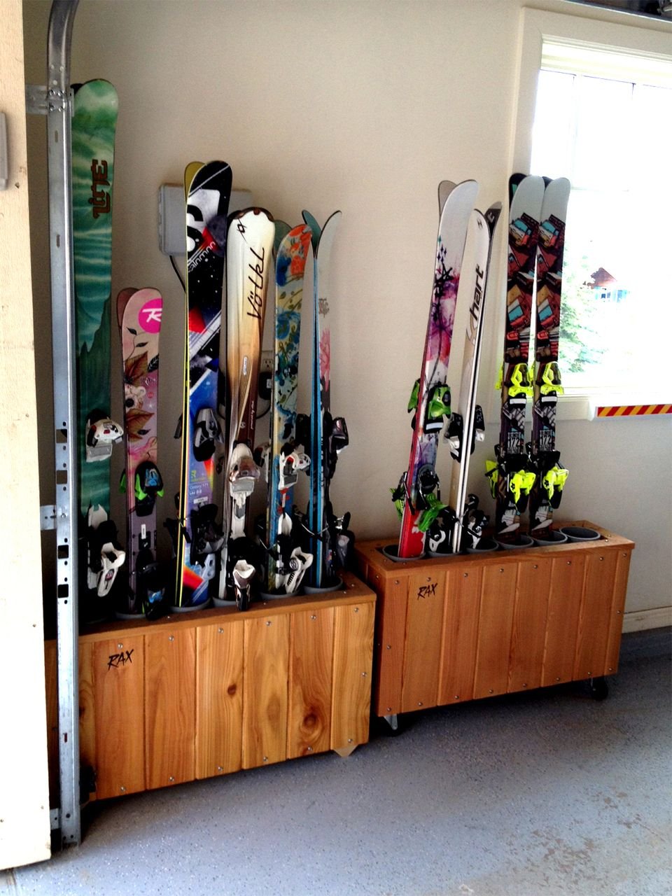 Подставки для лыж для школы своими руками. Хранение лыж и сноубордов