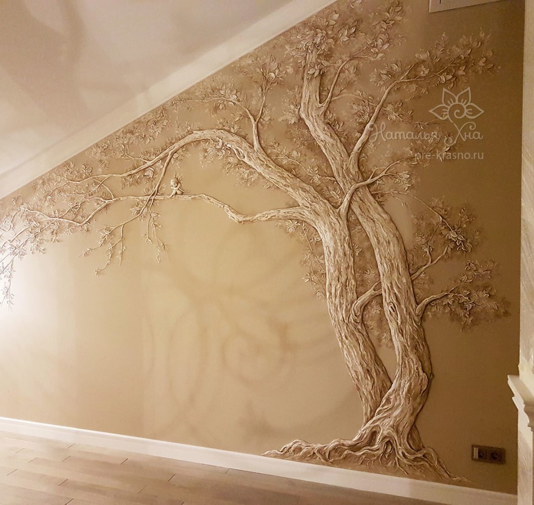Дерево на стене в интерьере штукатурка (46 фото)