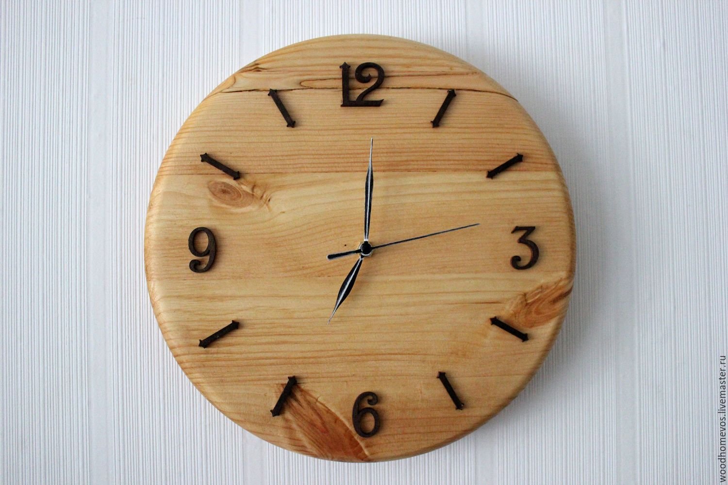 Самодельные настенные. Часы настенные деревянные. Часы из дерева. Часы из дерева настенные. Часы настенные на деревянной основе.