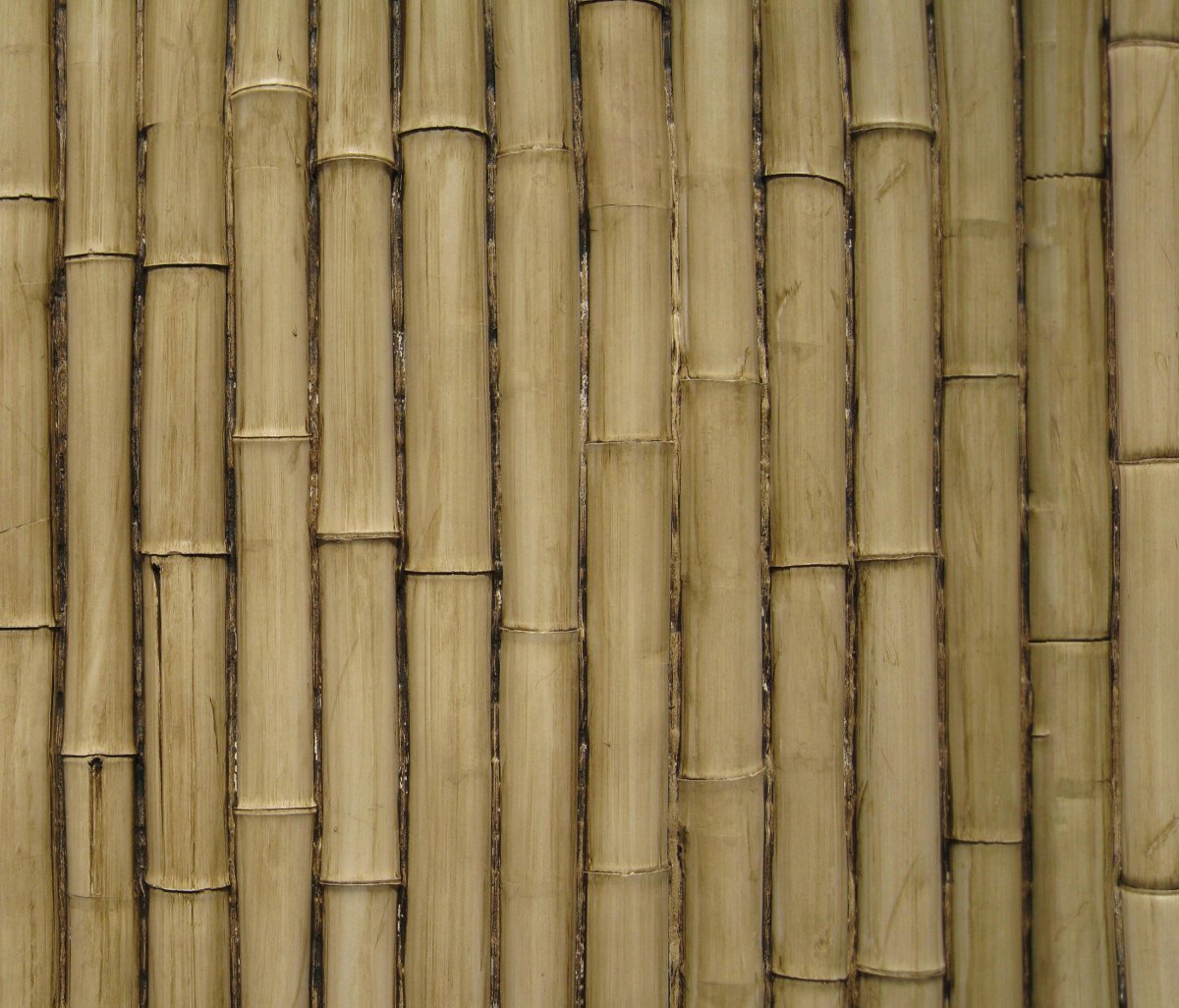 Пол из бамбука