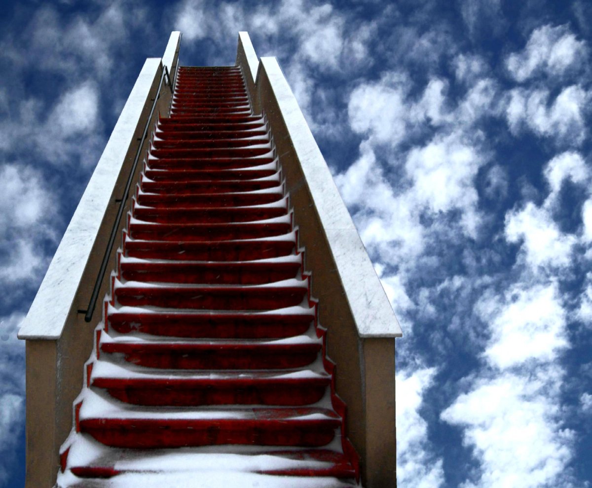 Белая лестница в небо