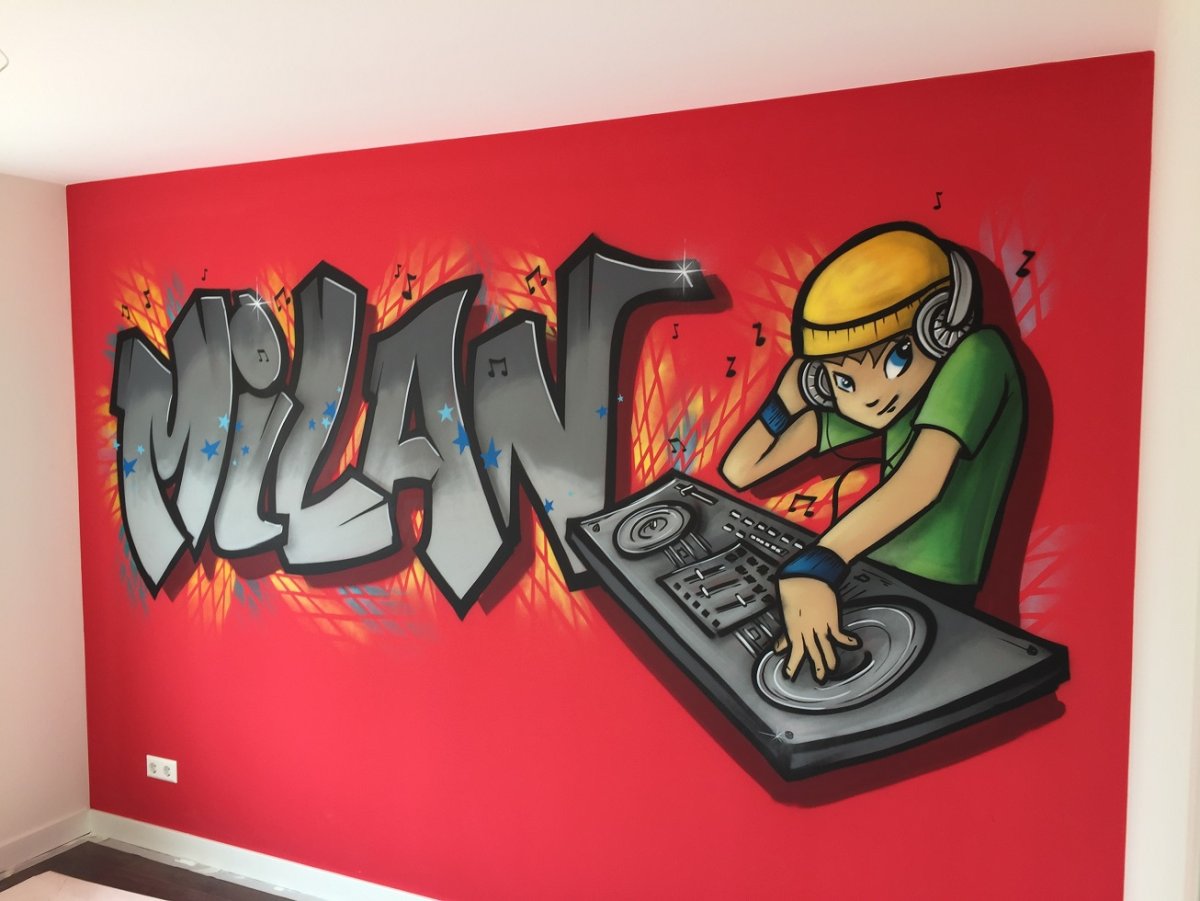Граффити в офисе