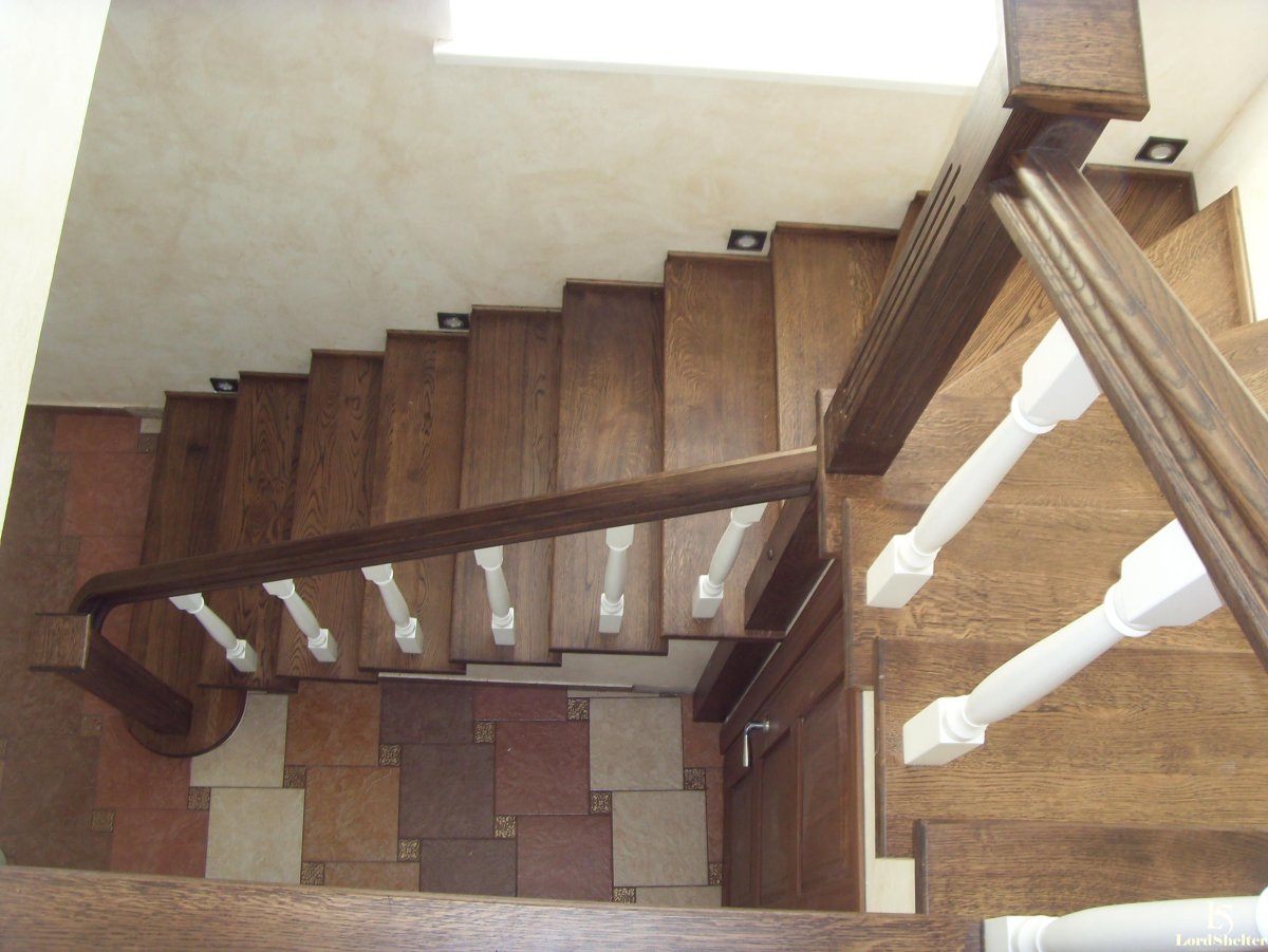 Подшивка лестницы снизу